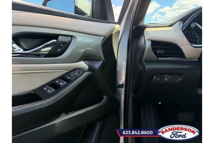 $27888 : Chevrolet Traverse 2023 LS 4 image 10