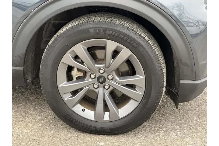 $31225 : Ford Explorer 2022 AWD XLT 4 image 10