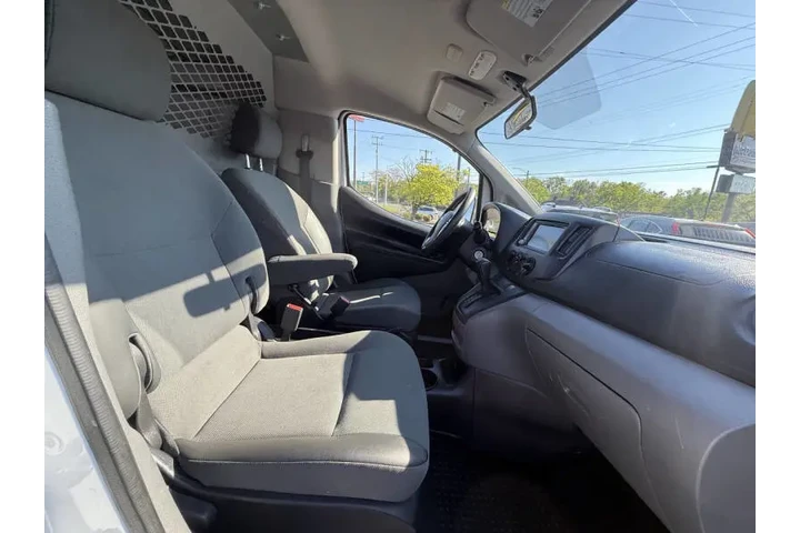 $13995 : 2020 NV200 S image 9