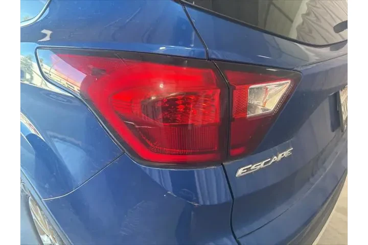 $10995 : Ford Escape 2019 SEL 4dr SUV image 10