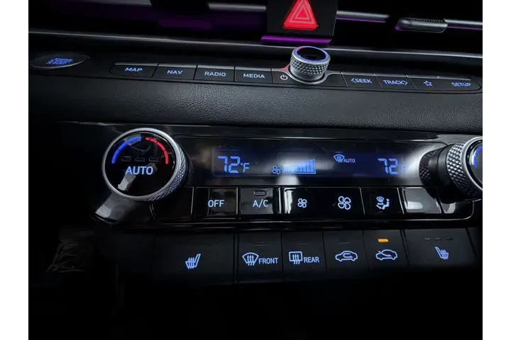 $22395 : Hyundai ELANTRA 2023 Limited image 7