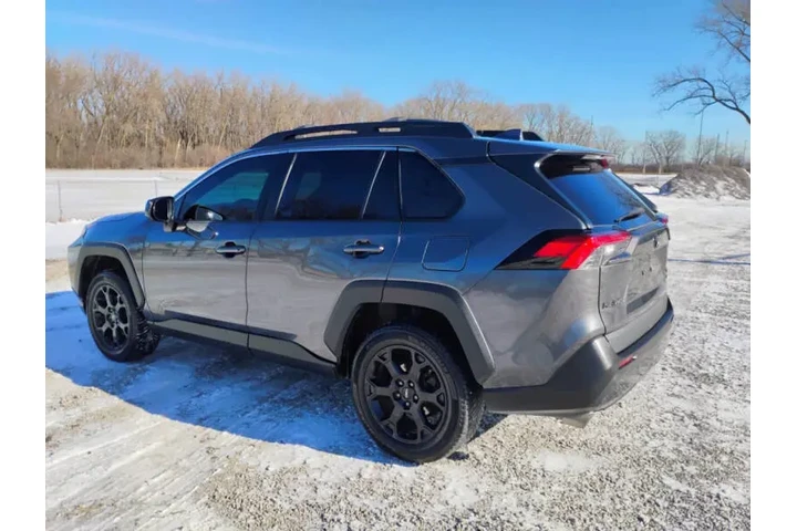 $22995 : 2020 RAV4 Adventure image 5