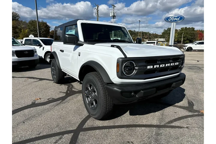 $35995 : Ford Bronco 2024 4x4 Big Ben image 2