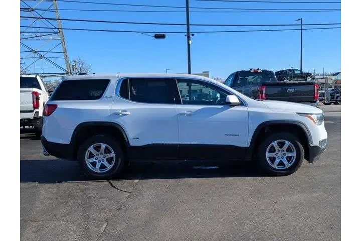 $15328 : GMC Acadia 2019 4x4 SLE-1 4d image 2