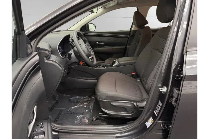 $23988 : Hyundai TUCSON 2023 AWD SE 4 image 9