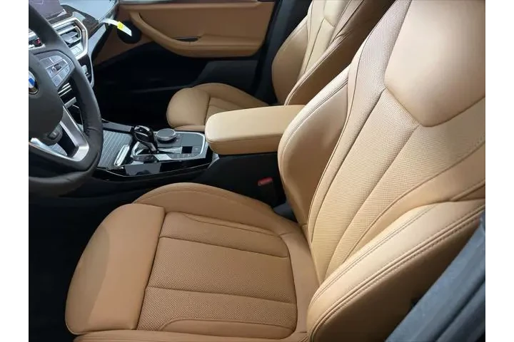 $33943 : BMW X3 2023 AWD xDrive30i 4d image 9