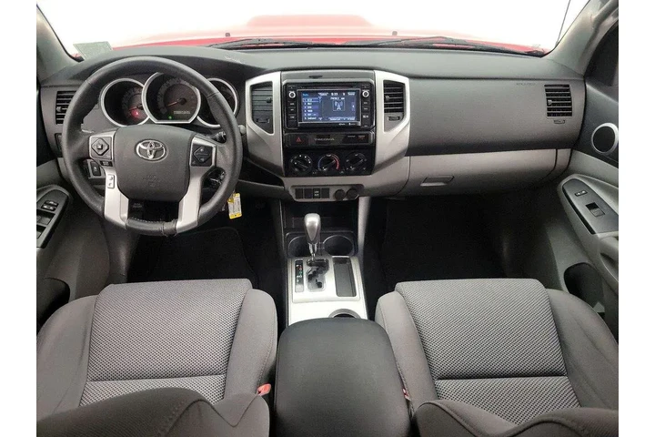 $28998 : Toyota Tacoma 2015 4x2 PreRu image 9