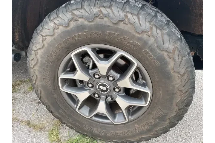 $29995 : Ford Bronco 2022 4x4 Base Ad image 5