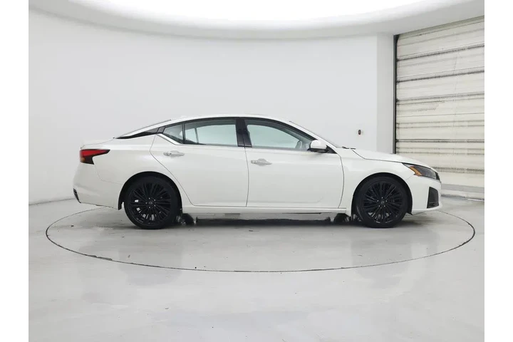 $16998 : Nissan Altima 2023 2.5 SL 4d image 7