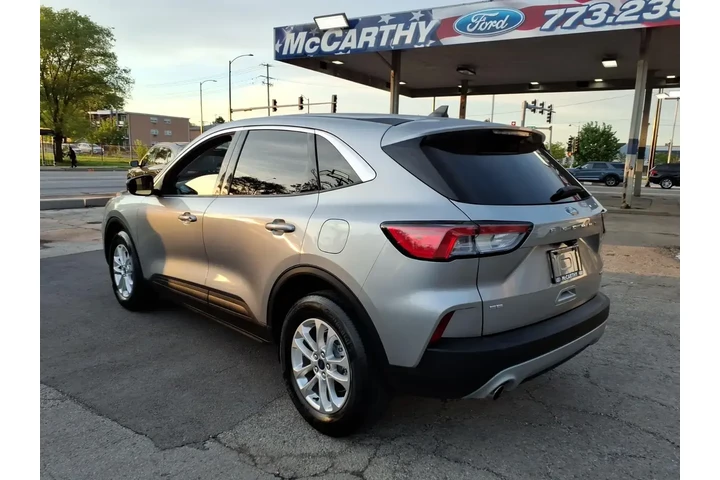 $23467 : Ford Escape 2022 AWD SE 4dr image 4
