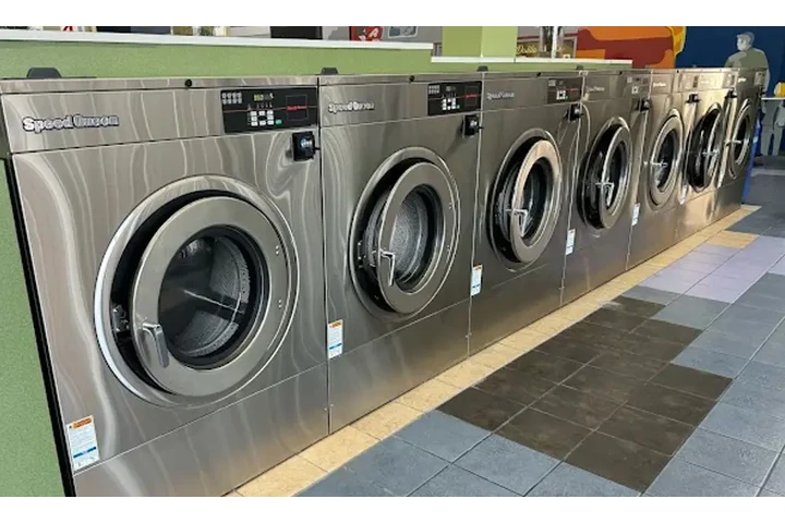 Coin Laundry en Buena Park image 7