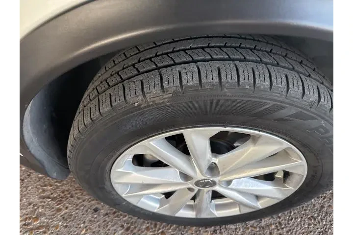 $9507 : Nissan Rogue Sport 2017 AWD image 2