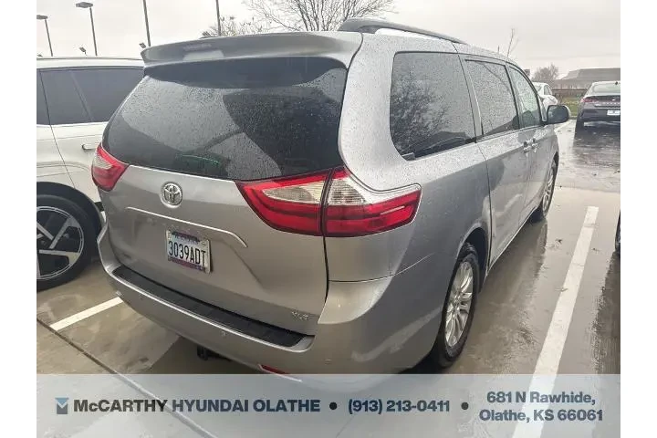 $23268 : Toyota Sienna 2017 XLE 7-Pas image 6