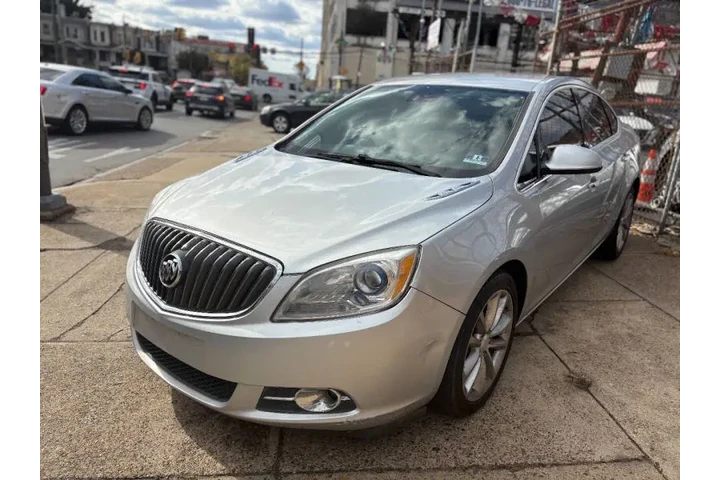 $7495 : 2013 Verano Convenience Group image 5