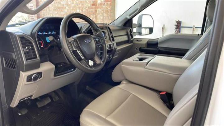 $39950 : 2021 FORD F250 SUPER DUTY CRE image 5