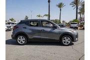 $17604 : Nissan Kicks 2024 S 4dr Cros thumbnail