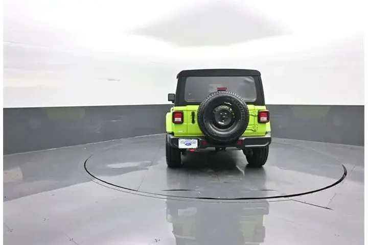 $31859 : Jeep Wrangler 2021 4x4 Rubic image 6