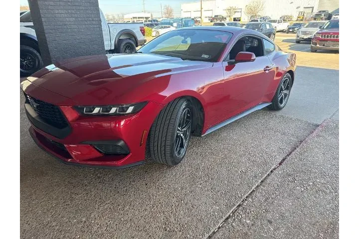 $25153 : Ford Mustang 2024 EcoBoost 2 image 2