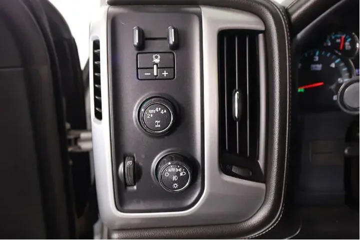 $25401 : GMC Sierra 1500 2017 4x4 SLT image 9