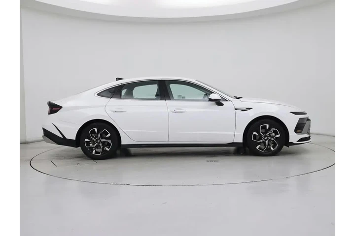 $24998 : Hyundai SONATA 2025 SEL 4dr image 7