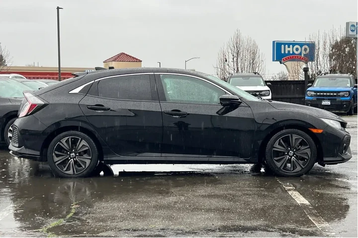 $17400 : Honda Civic 2018 EX 4dr Hatc image 3