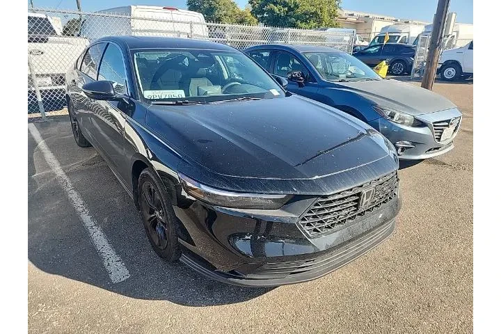 $26831 : Honda Accord 2024 EX 4dr Sed image 1