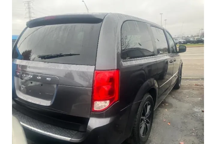$11900 : 2017 Grand Caravan SE Plus image 3