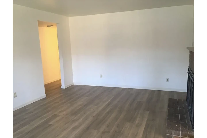 $1450 : 2bed 1bath home with 1000sqft image 1