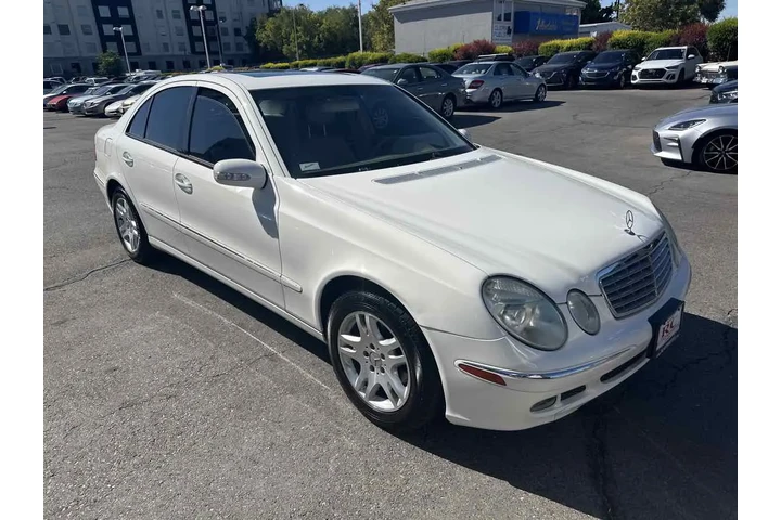 $5495 : 2005 E320 Sedan image 5