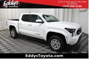 Toyota Tacoma 2024 4x4 SR5 4 en Wichita