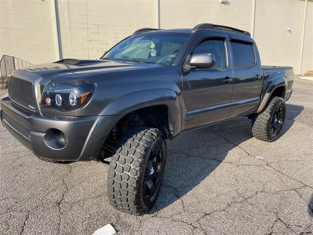 $22991 : PRE-OWNED 2011 TOYOTA TACOMA image 1