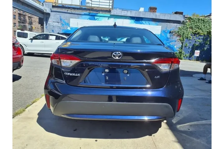 $15899 : Toyota Corolla 2021 LE 4dr S image 9