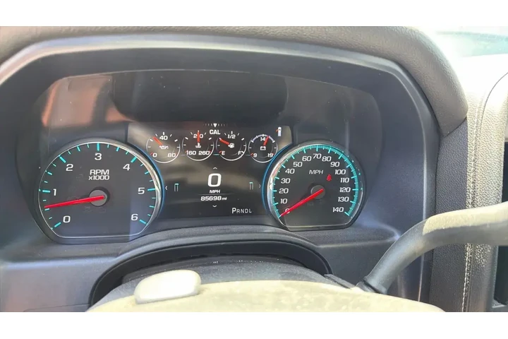 $33950 : GMC Sierra 1500 2018 4x4 Den image 2