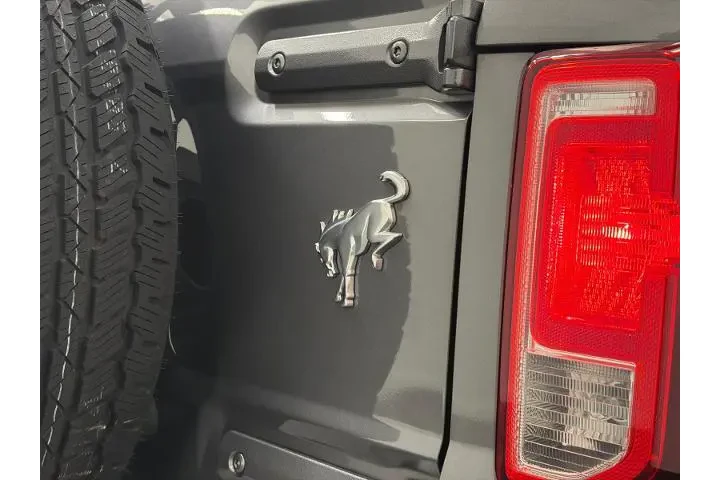 $37500 : Ford Bronco 2023 4x4 Big Ben image 9