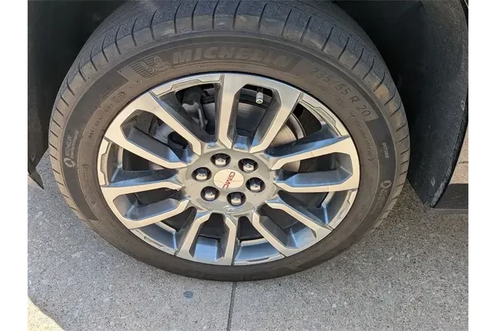 $32987 : GMC Acadia 2023 Denali 4dr S image 5