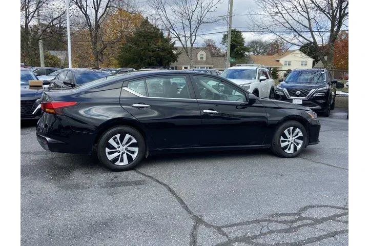 $18989 : Nissan Altima 2025 2.5 S 4dr image 3