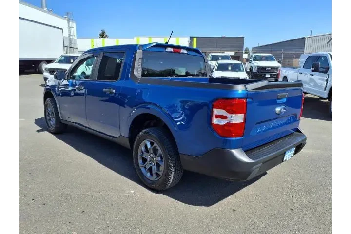 Ford Maverick 2023 XL 4dr Su image 7