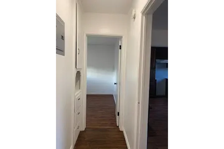 APARTAMENTO REMODELADO image 4