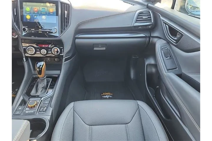 $33490 : Subaru Forester 2025 AWD Wil image 10