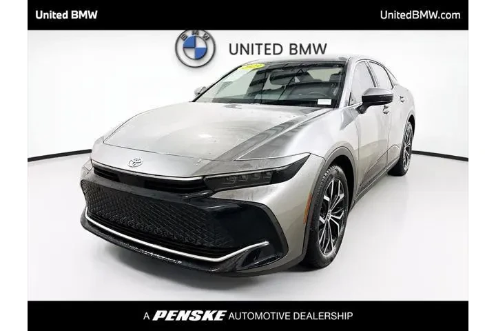 $32995 : Toyota Crown 2023 AWD Limite image 1