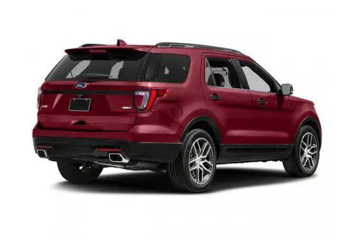 $14891 : Ford Explorer 2017 AWD Sport image 2