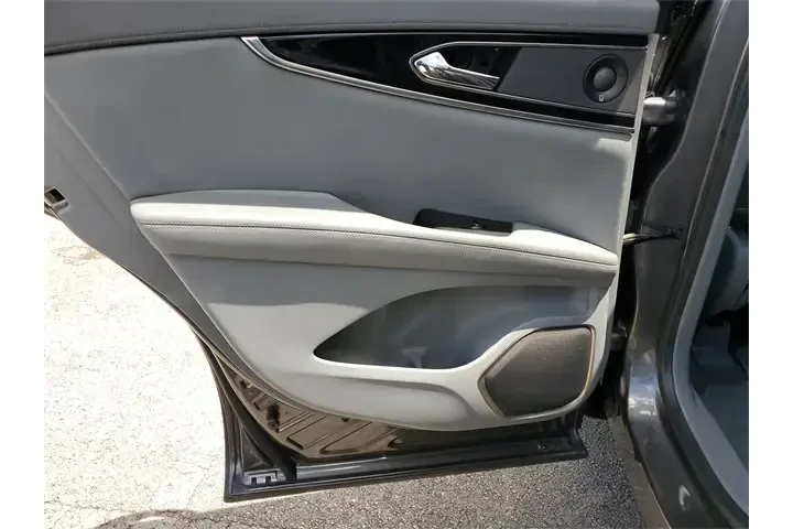 $24990 : Lincoln Nautilus 2021 Reserv image 9