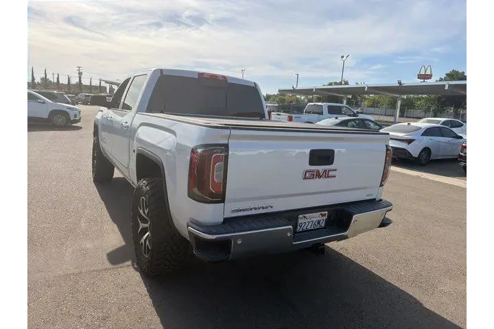 $31900 : GMC Sierra 1500 2018 4x2 SLT image 2