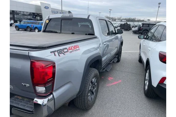 $31992 : Toyota Tacoma 2019 4x4 TRD P image 3