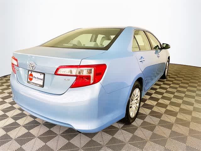 $13080 : PRE-OWNED 2013 TOYOTA CAMRY LE image 10