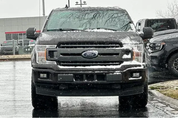 $29995 : Ford F-150 2019 4x4 XLT 4dr image 10