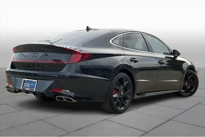 $19986 : Hyundai SONATA 2022 N Line N image 10