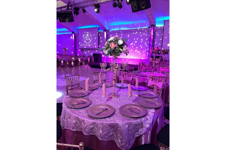 Salon de Fiesta image 3