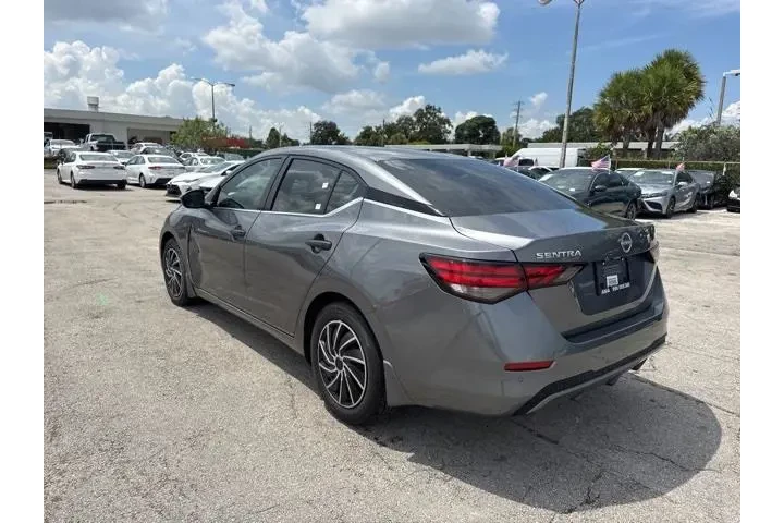 $16888 : Nissan Sentra 2024 S 4dr Sed image 5