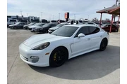 $22985 : 2013 Panamera thumbnail